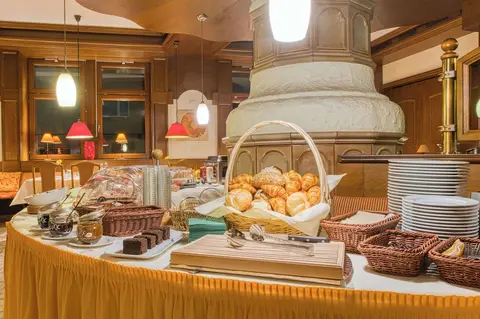 Centro Hotel Sautter, Trademark Collection by Wyndham, Breakfast area
