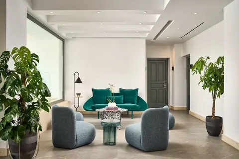 Alleys All-Suite Hotel & Spa, Reception