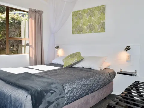 Anglers Lodge, Room
