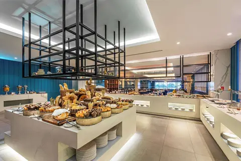 DoubleTree by Hilton Hotel Aqaba, Breakfast buffet