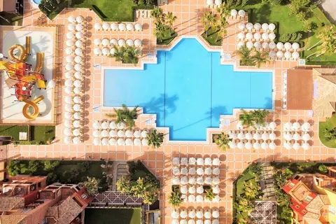 Iberostar Waves Málaga Playa, Outdoor pool