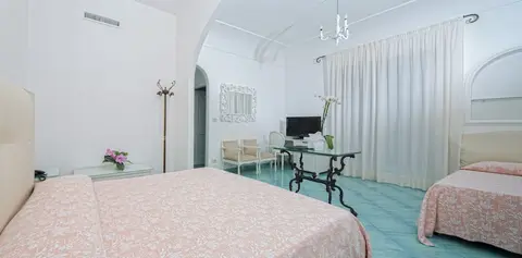 Villa San Felice, Room
