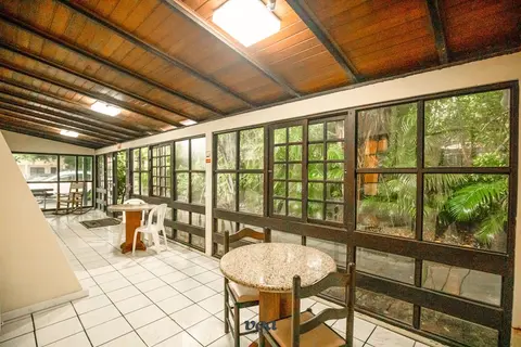 VOA Samuka Hotel, Property grounds