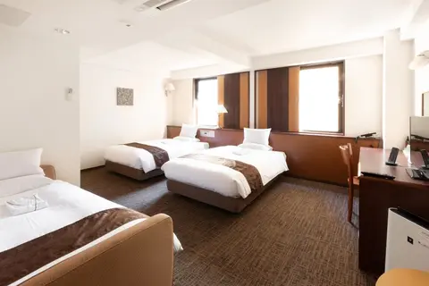 Toyo Hotel, Room