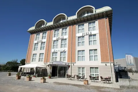 Hotel delle Fiere, Front of property