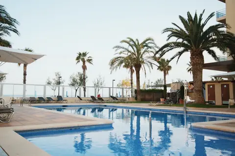 Hotel Monterrey Roses by Pierre & Vacances, Pool