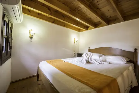 Camelot Traditional & Classic Hotel, Room