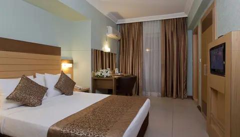 Remi Hotel, Room