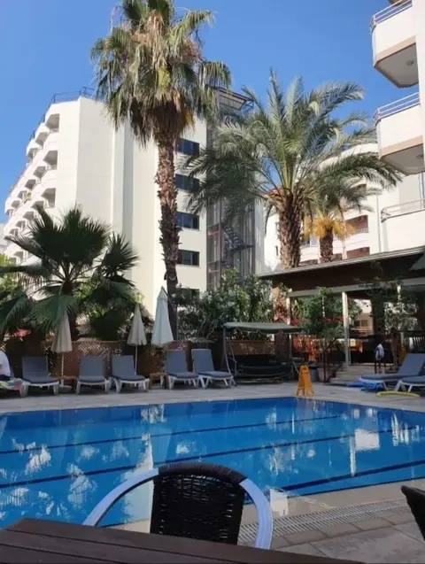 Remi Hotel, Terrace/patio