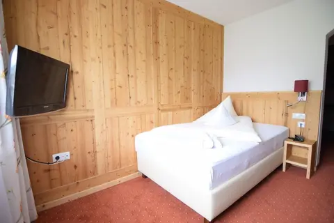 Hotel Hubertus, Room