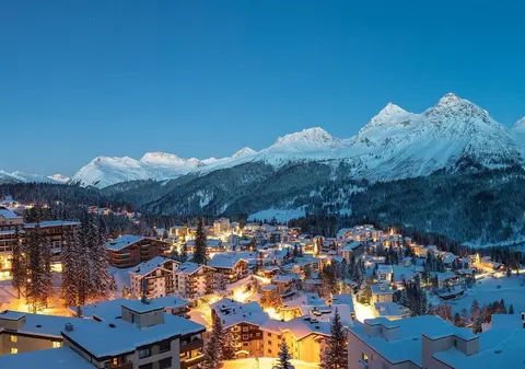 Arosa Mountain Lodge, Exterior