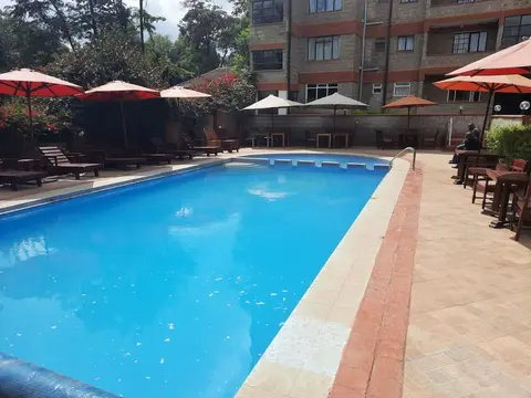 Brickwood Apartments, Pool