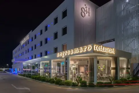 8Piuhotel, Restaurant