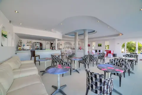 Pantheon Hotel, Breakfast area
