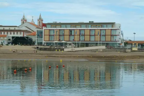 Hotel Praia Marina by RIDAN Hotels, Beach
