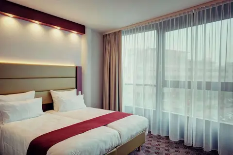 Amedia Amsterdam Airport, Trademark Collection by Wyndham, Room