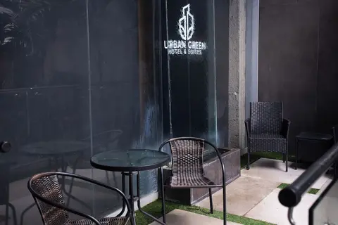 Urban Green Hotel & Suites, Terrace/patio