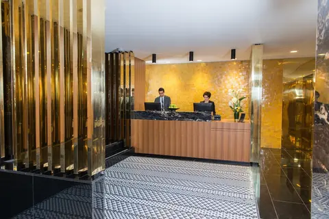 Fraser Suites Geneva, Reception