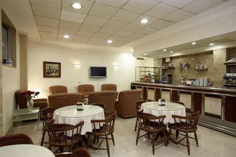 Hotel Pantón, Food court