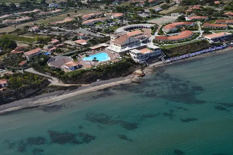 La Plage Hotel & Resort , 