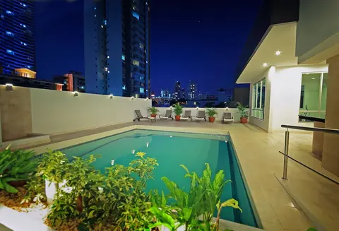 Hotel Suites Ambassador, Outdoor pool