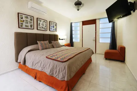 Hotel & Suites Nader, Room