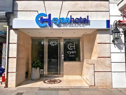 Cyan Recoleta Hotel, Front of property