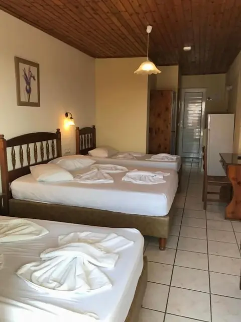 Village Inn Studios & Family Apartments, Room