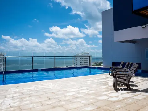 Wyndham Garden Cartagena, Pool