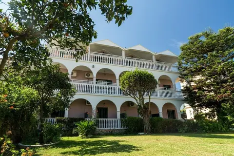 Alamis Hotel & Apartments, Balcony