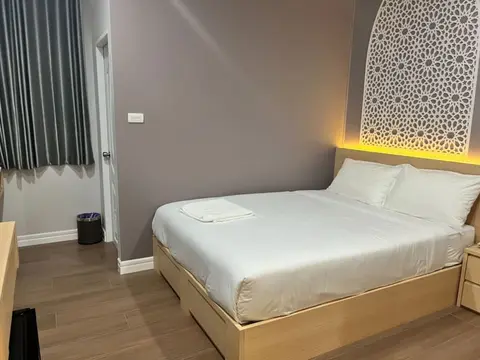 Anwari Hotel, Room