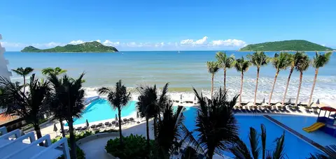 Viaggio Resort Mazatlán, Pool