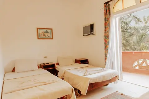 siwa safari paradise hotel, Room