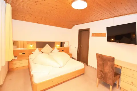 Hotel Chalet Olympia, Room