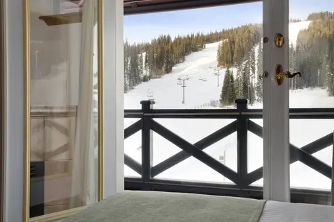 Sundance Lodge, Balcony view
