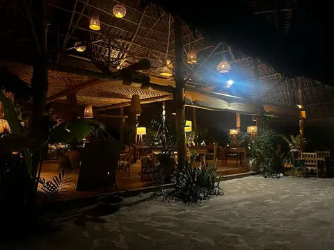 Villa Unaweza, Restaurant