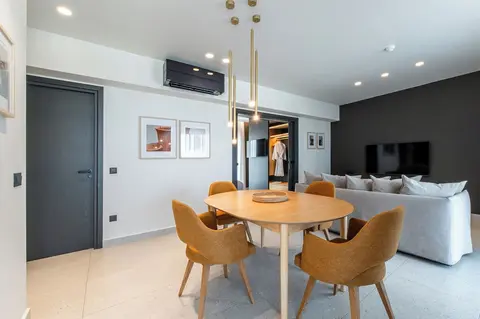 Porta Suites, Room