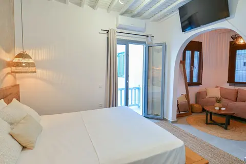 Seabed Suites, 