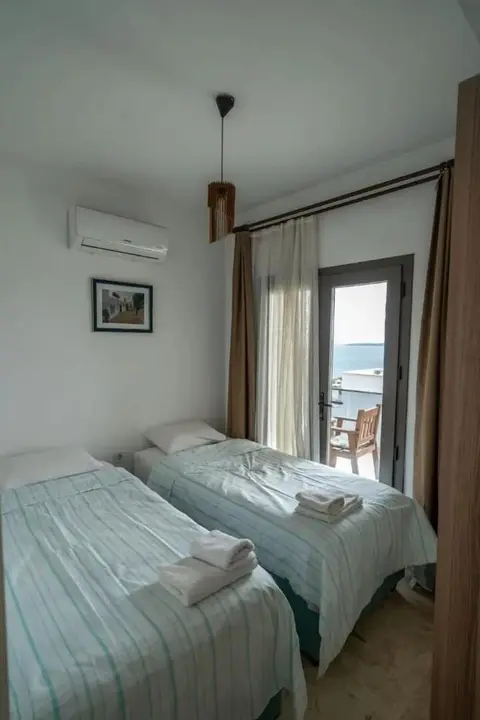 İlya Apart 1., Room