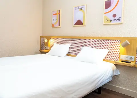FLAG Hotel Lisboa-Oeiras, Room