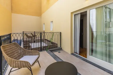 Belle Boutique, Terrace/patio