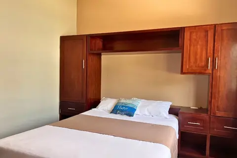 Sofy House, Room