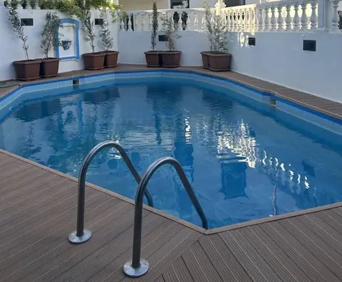 The Professor's Hotel, Pool