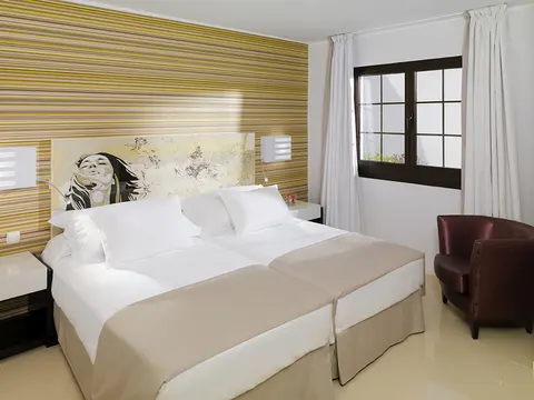 H10 White Suites Boutique Hotel - Adults Only, Room