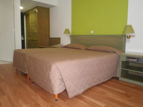 Park Beach, Room