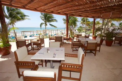 Akumal Bay Beach & Wellness Resort, Restaurant