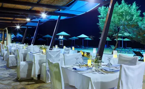 Apollonia Resort & Spa, Restaurant