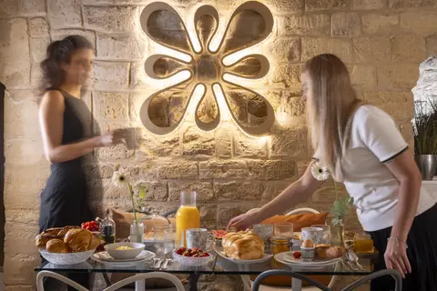 Chavanel, Restaurant