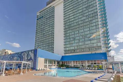 Tryp Habana Libre, General view