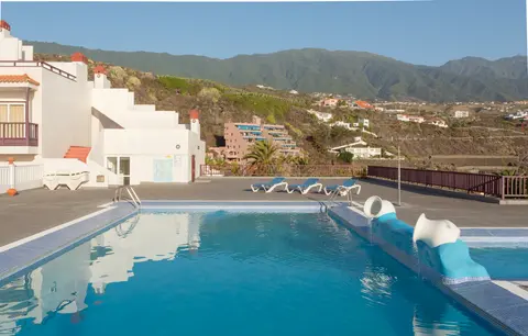 Centrocancajos, Pool